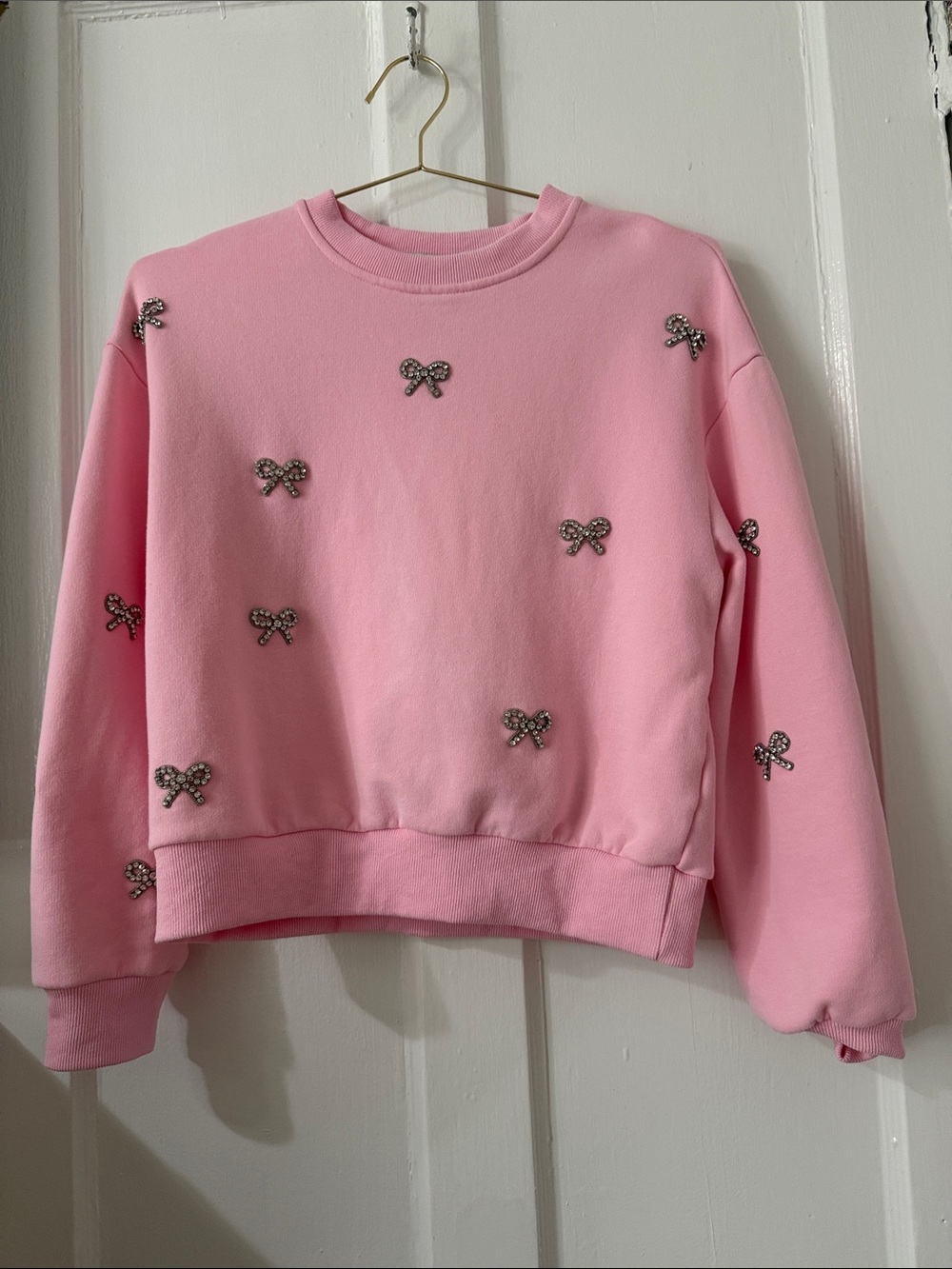 Embellished Pink Crewneck Sweatshirt with Crystal Bows